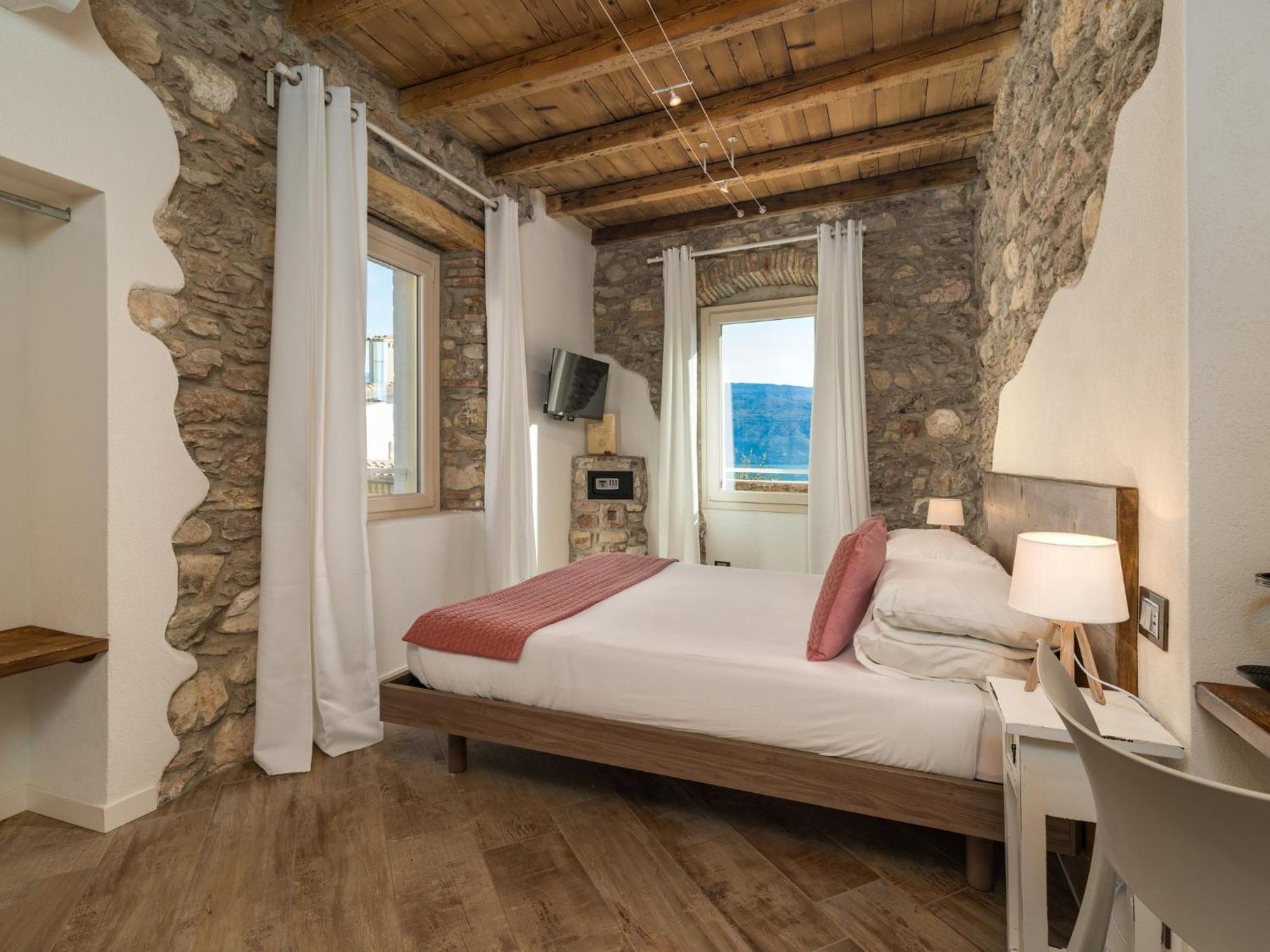 B&B Vistalago Toscolano Maderno Bagian luar foto