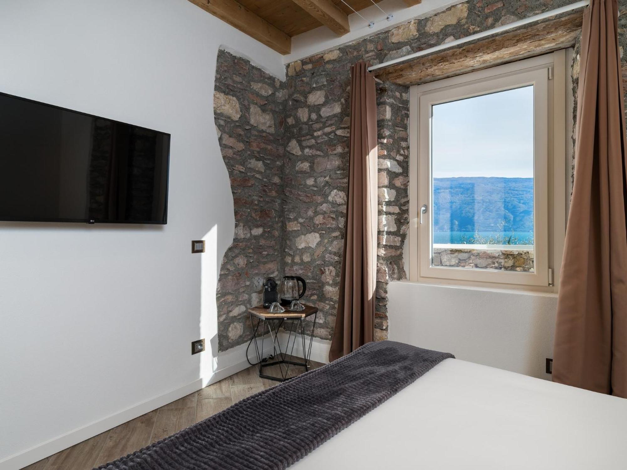 B&B Vistalago Toscolano Maderno Bagian luar foto